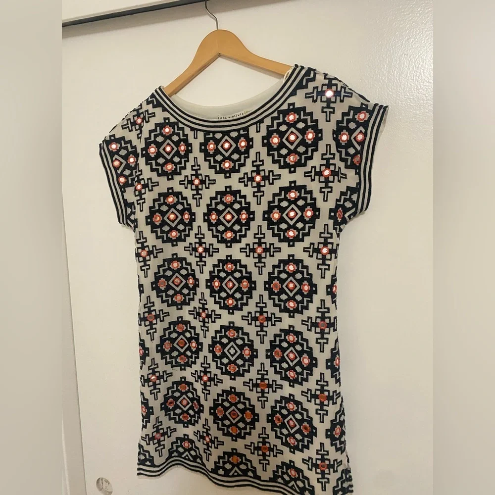 Alice + Olivia Embroidered Tunic in Cream Black and Tangerine